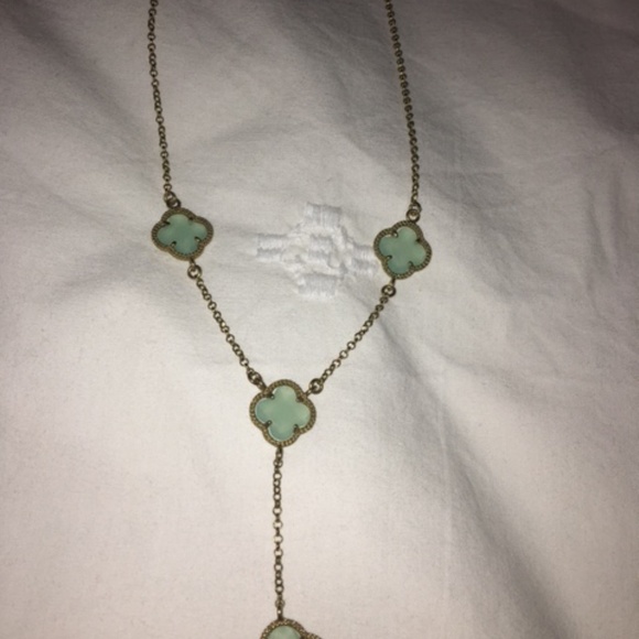 Beautiful Dainty Necklace - Picture 12 of 13